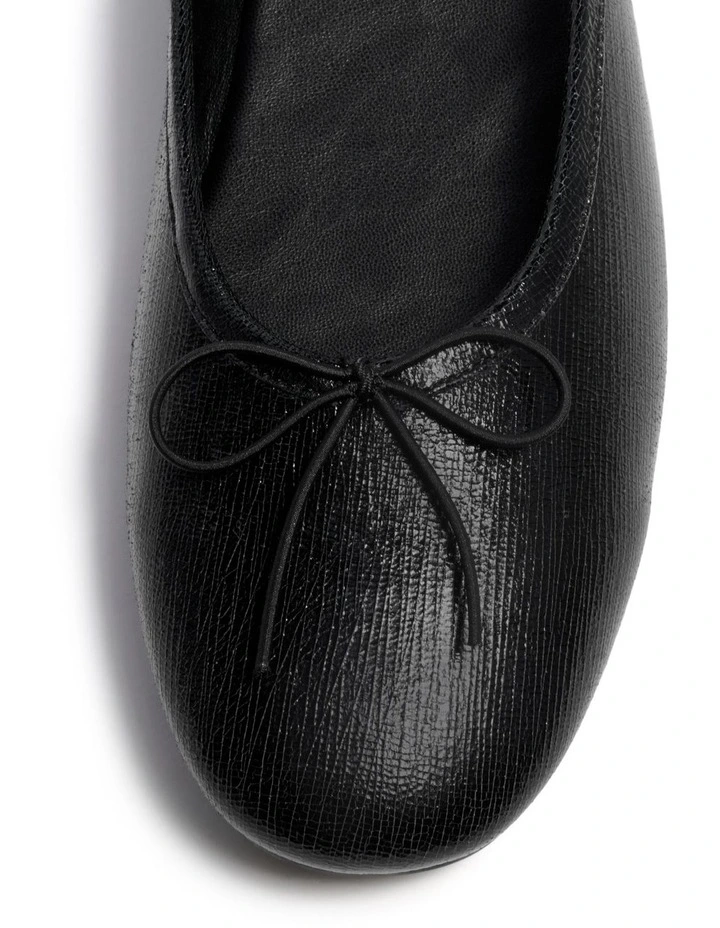 Arabella Slip-on Flats in Black image 4