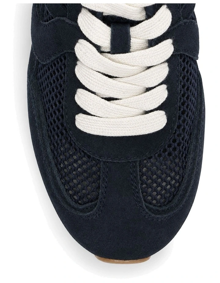 Ardan Sneaker In Navy image 4