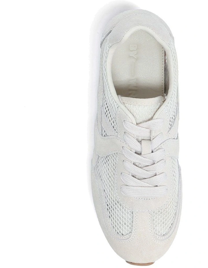 Ardan Sneaker In Cream image 5