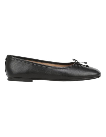 Black Glove colour