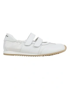 Isabella Sneakers in White Leather