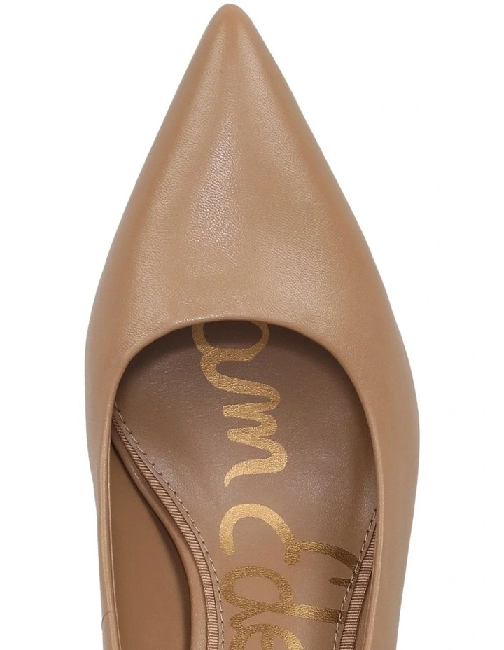 Vienna Heeled Shoes in French Sand Leather image 4