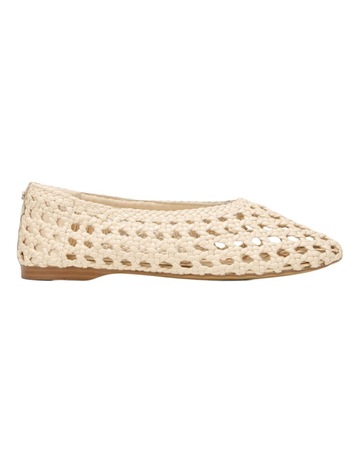 IVORY GLOVE colour