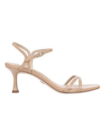TAN PATENT colour