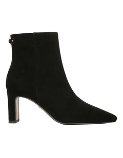 Saige Boots in Black Suede