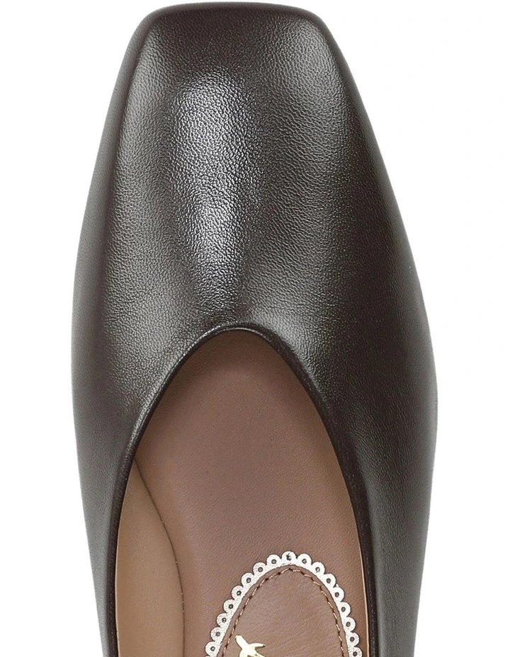 Kasey Flat Shoes in Cafe Noir Leather image 4