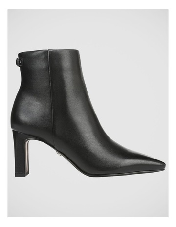 Black Glove colour