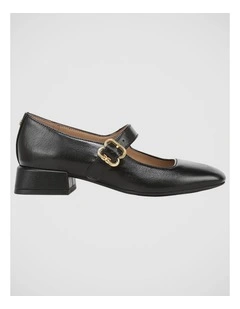 Betsey Flat Shoes in Black Leather