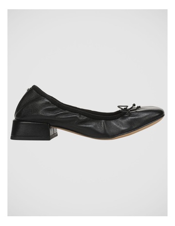 Black Glove colour