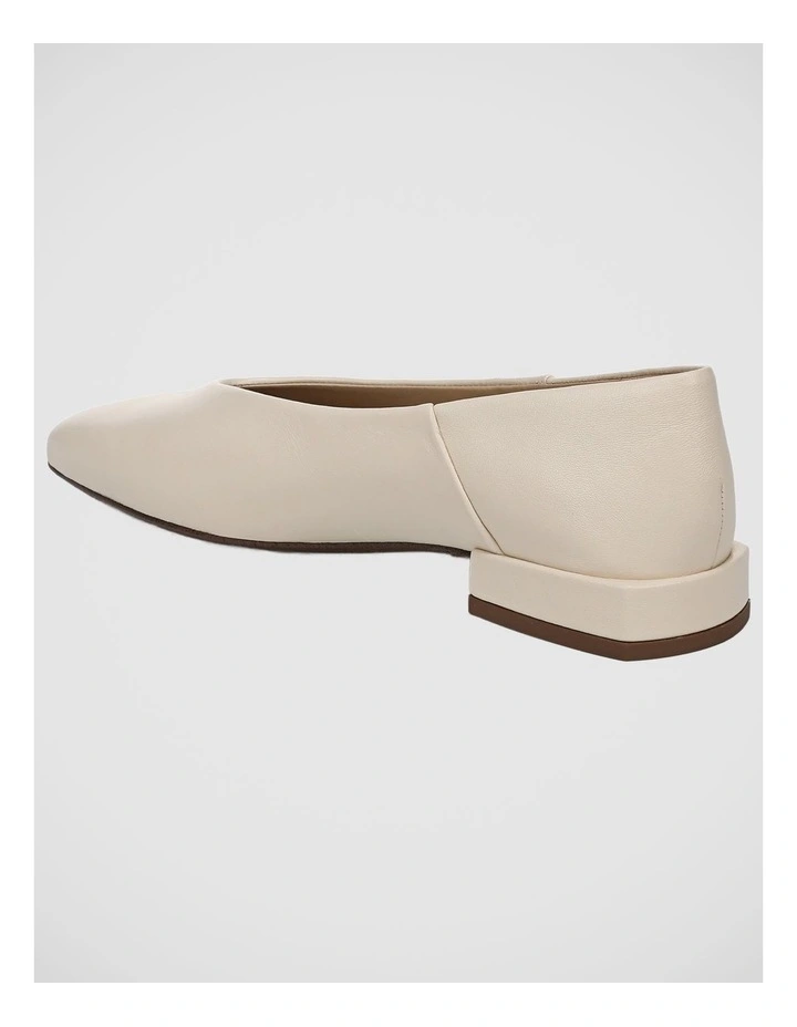 Kasey Flat Shoes in Modern Ivory Leather image 3