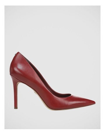 DEEP SCARLET GLOVE colour