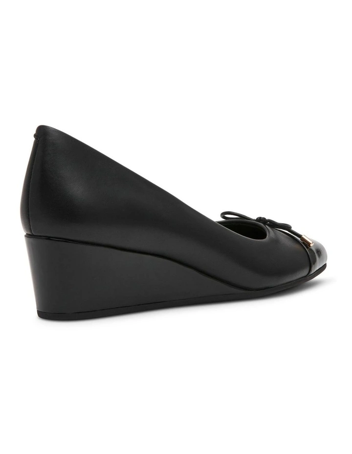 Waiter Black/Black Leather image 3
