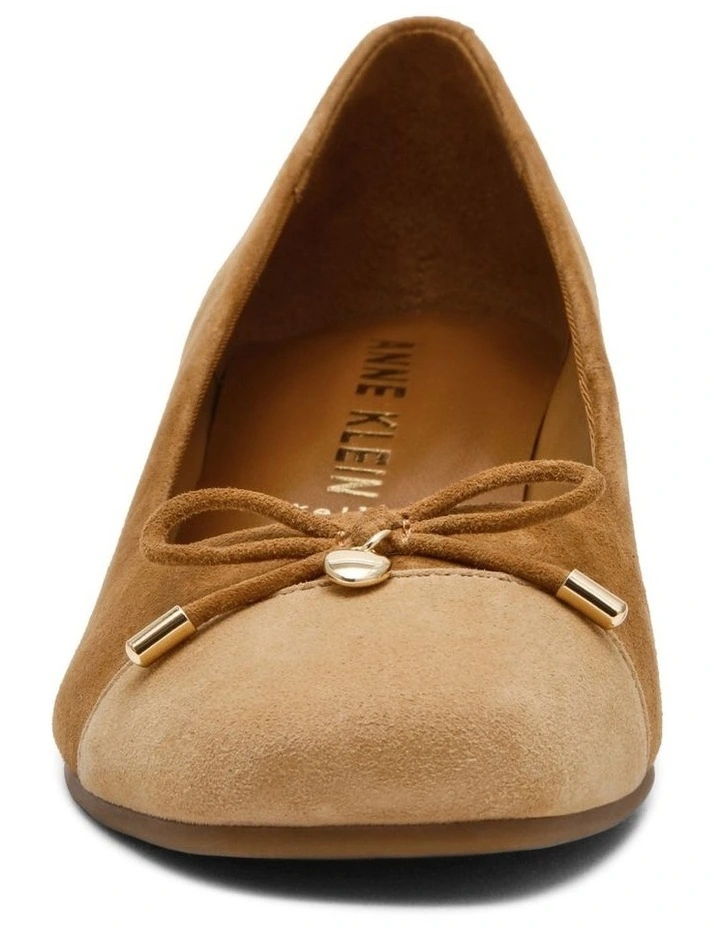 Waiter Tan/Light Tan Suede image 6