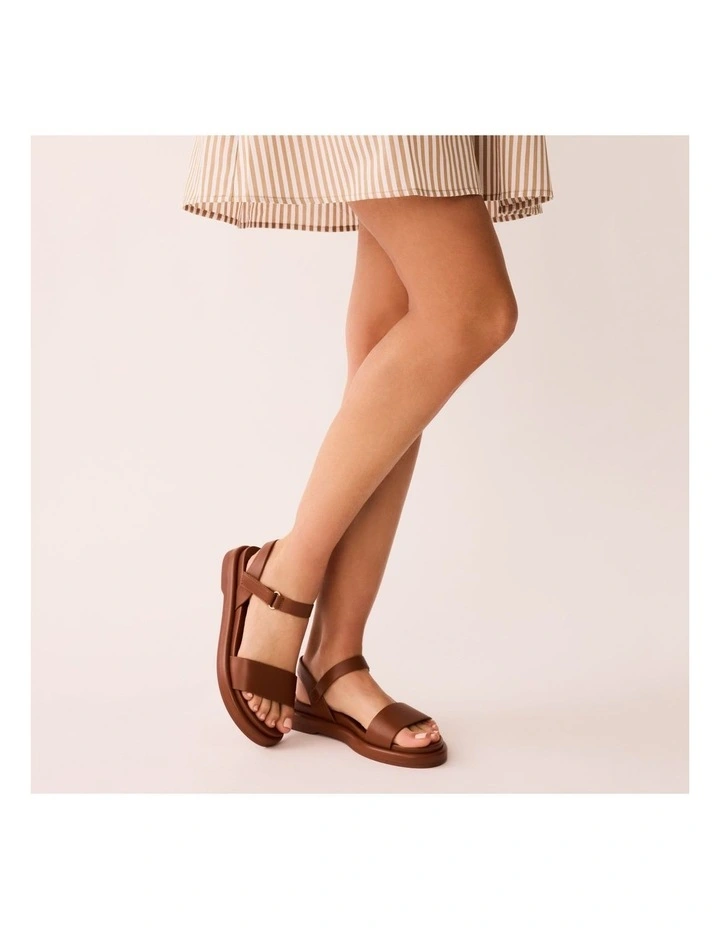 Elani Cognac image 3