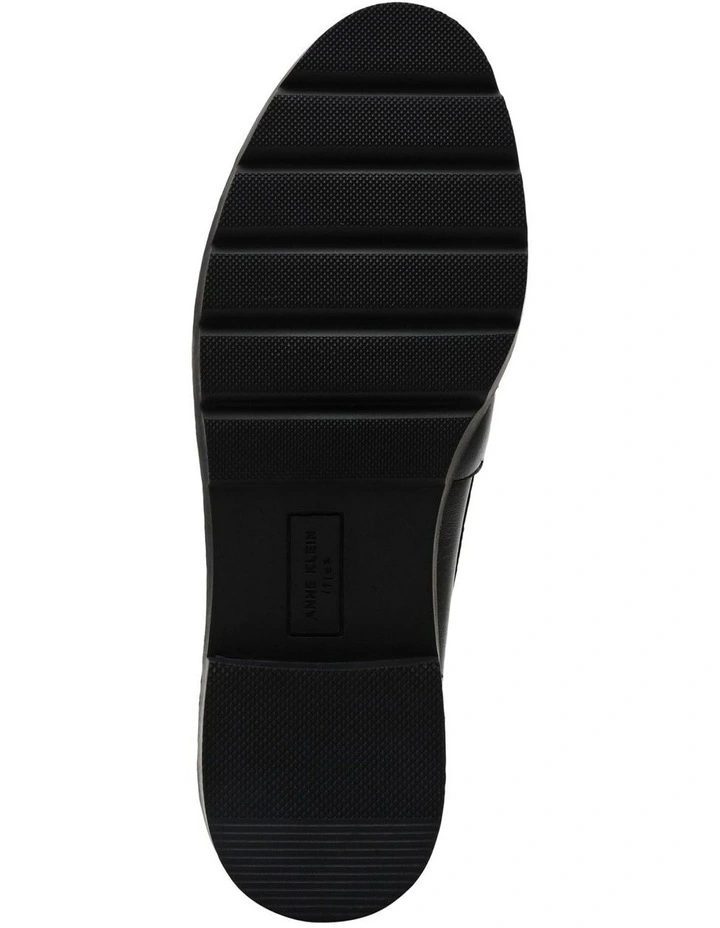Ezra Black Smooth image 7