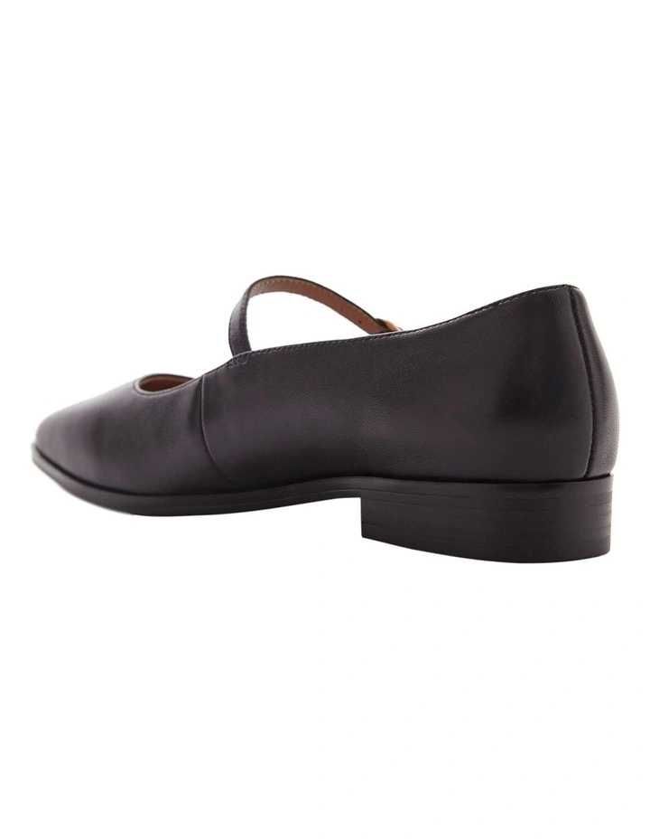 Andrea Flat Shoes in Black Leather image 3