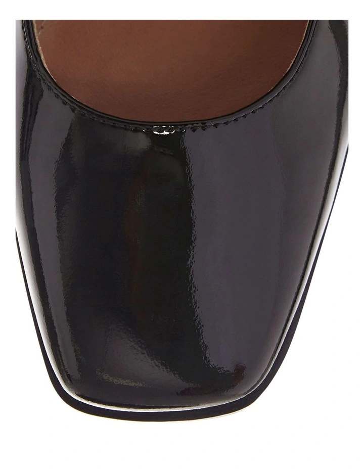 Andrea Flat Shoes in Black Patent Leather image 4