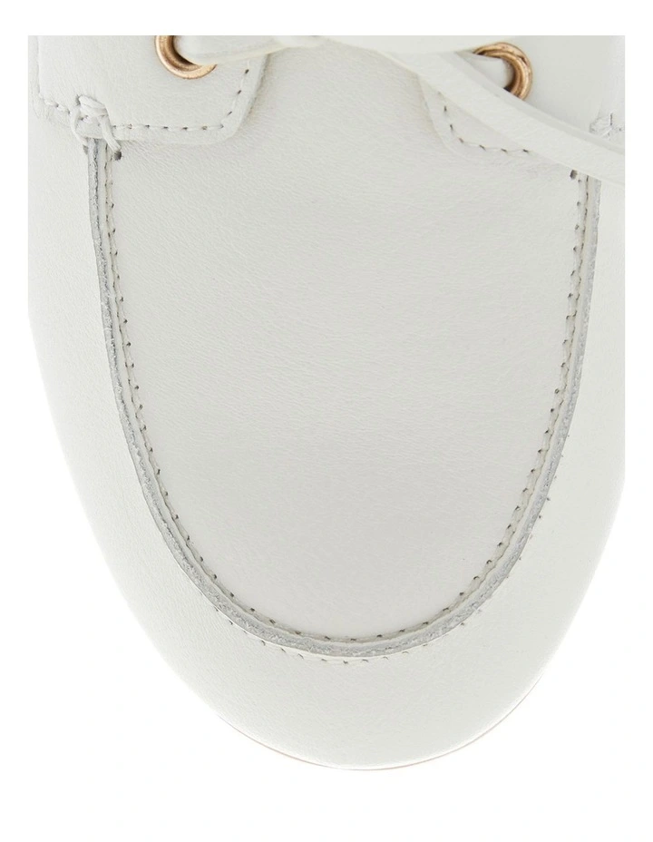 Ohio Flat Shoes in White Leather image 4