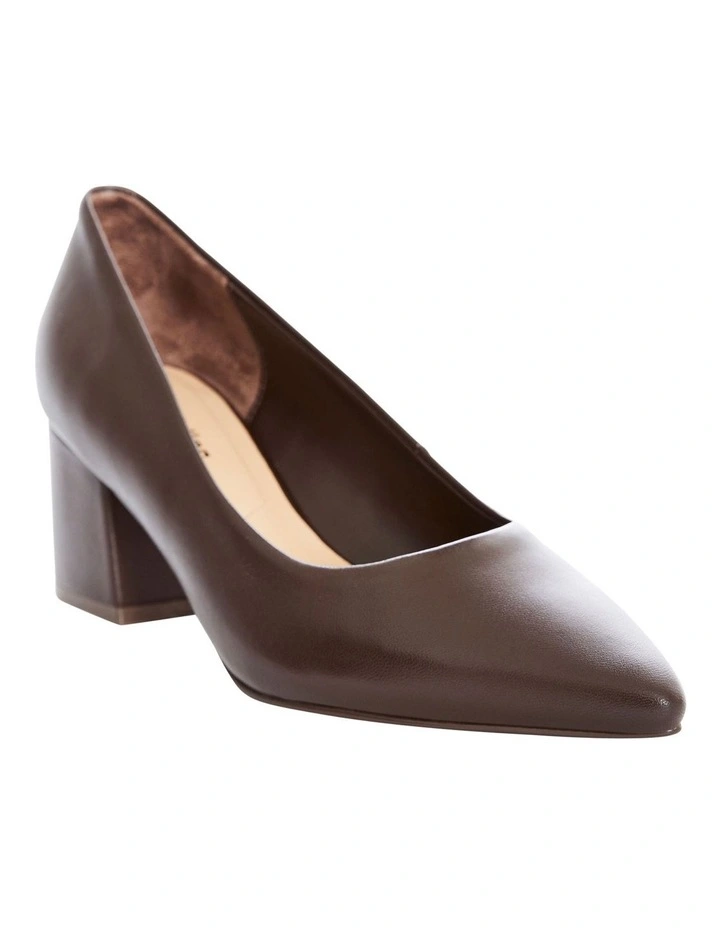 Idol Heeled Leather Shoes in Chocolate image 2