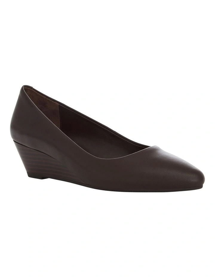 Henry Heeled Shoes in Chocolate image 2