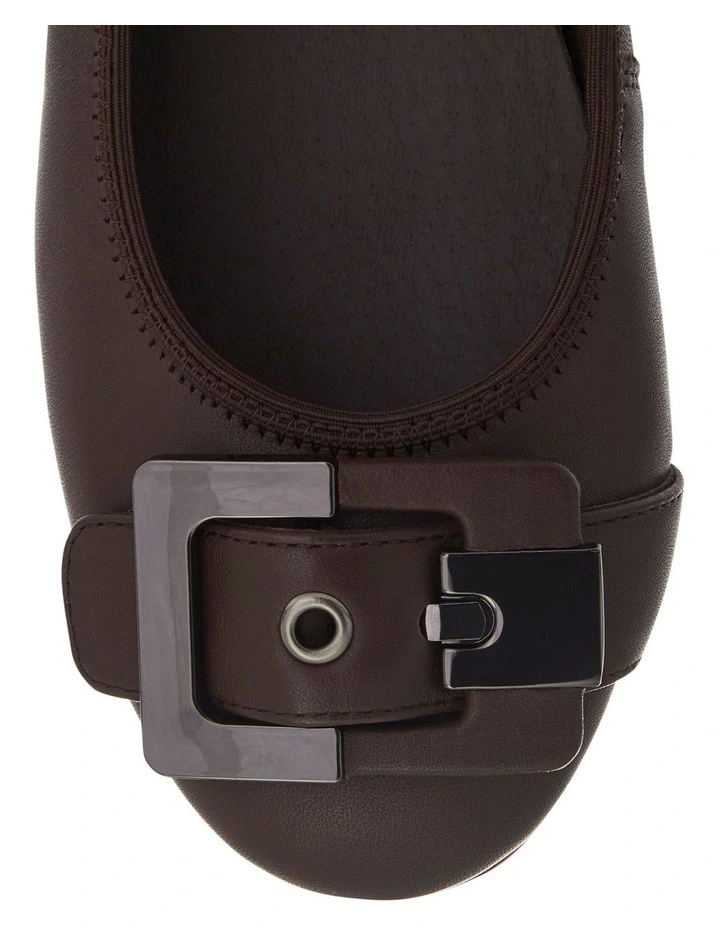 Pentagon Flat Shoes in Chocolate Leather image 4