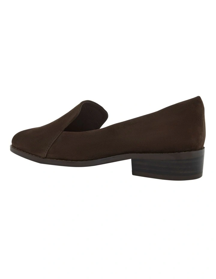 Tara Flat Shoes in Chocolate Suede image 3