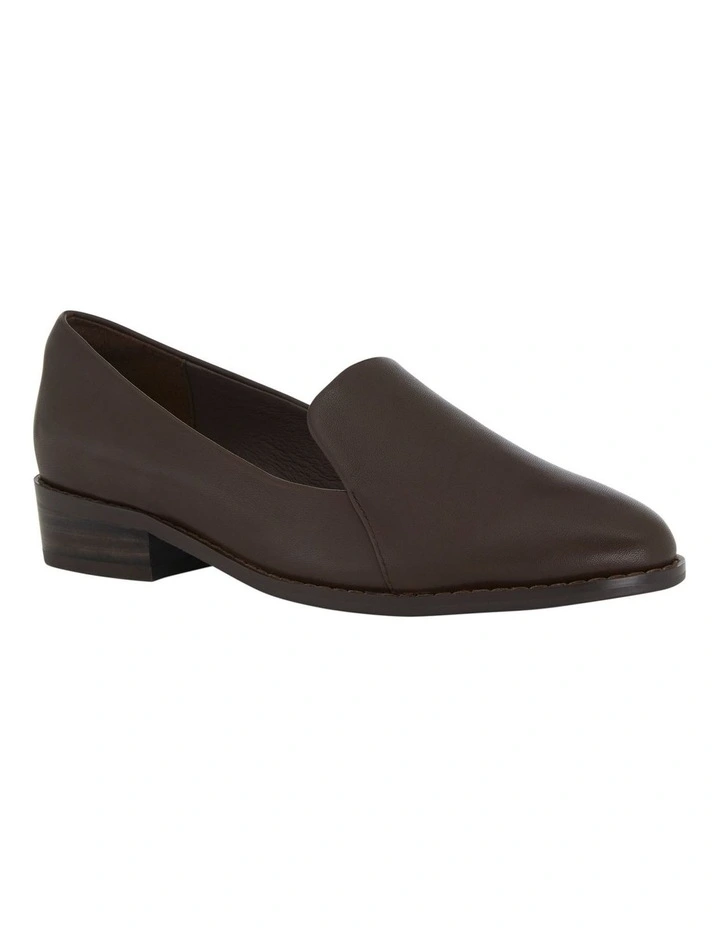Tara Flat Shoes in Chocolate Leather image 2