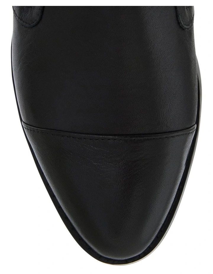Tactic Flat Shoes in Black on Black image 4