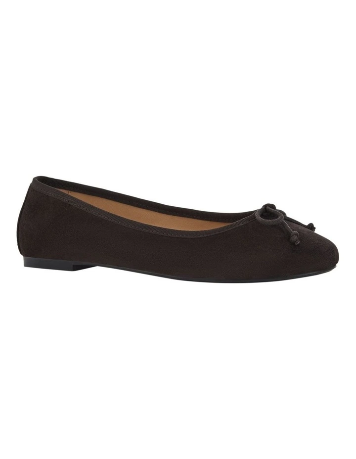 Fonteyn Flat Shoes in Chocolate Suede image 2