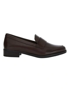 Infinity Loafer in Chocolate Leather