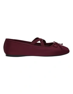 Monica Flat Shoes in Wine Satin