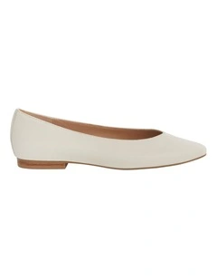 Elite Leather Flat Shoes in Ivory