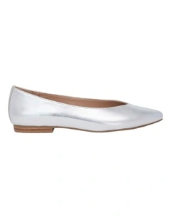 Elite Leather Flat Shoes in Silver