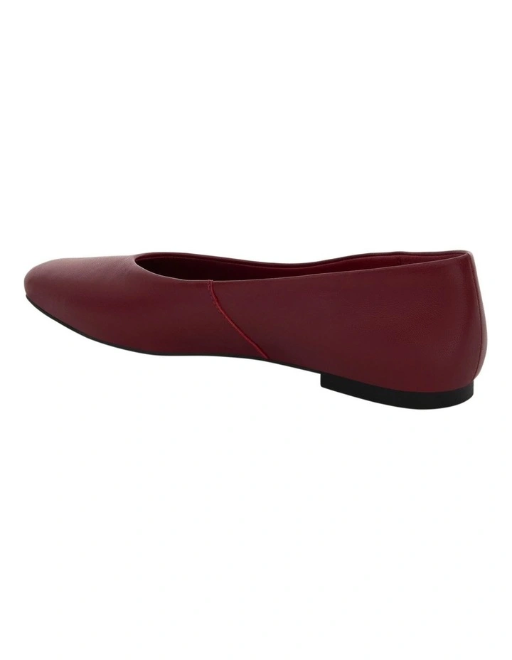Amanda Leather Flat Shoes in Red image 3