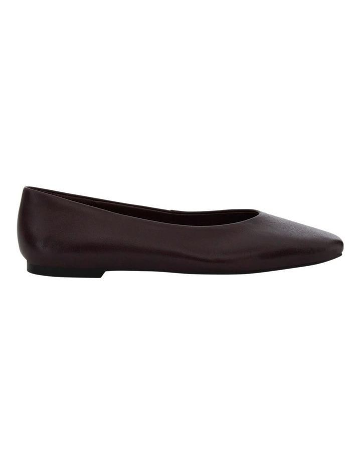 Amanda Leather Flat Shoes in Wine image 1