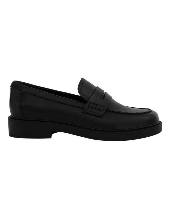Pia Loafers in Black Leather image 1