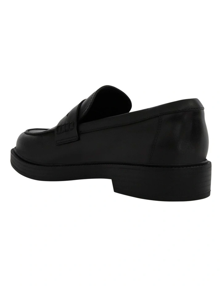 Pia Loafers in Black Leather image 3
