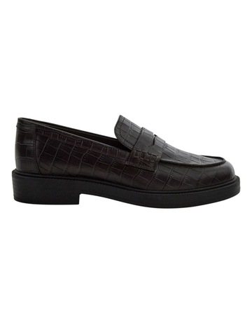 CHOCOLATE CROC colour
