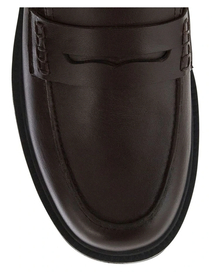 Pia Loafers in Chocolate Leather image 4