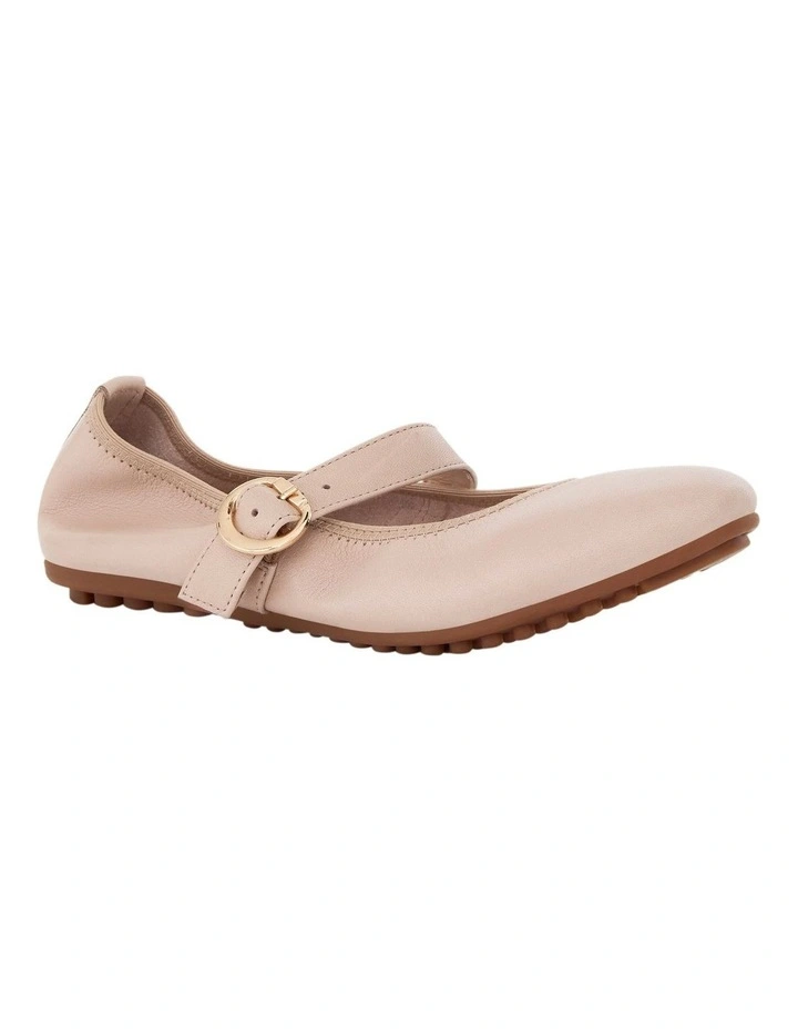 Paulina Ballet Flats in Blush Leather image 2