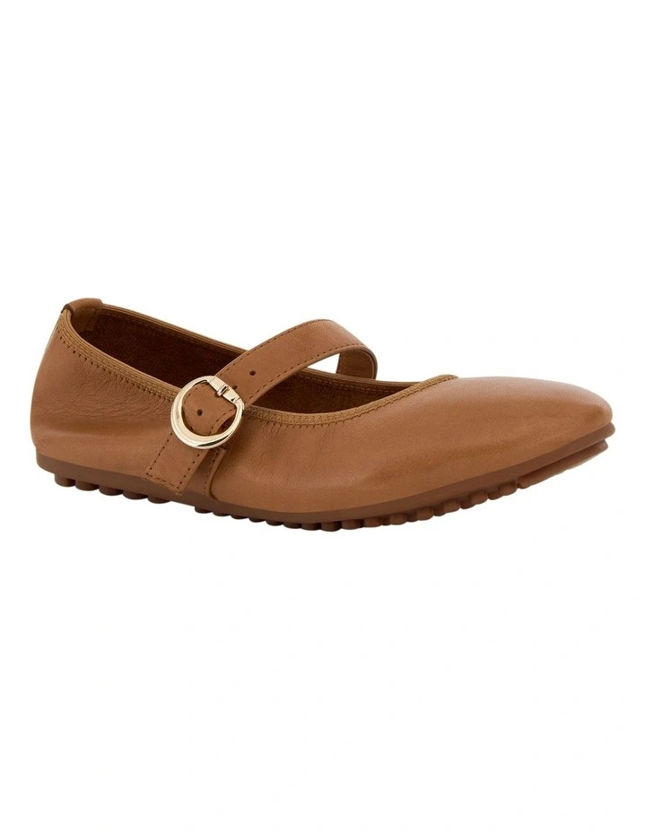 Paulina Ballet Flats in Tan Leather image 2