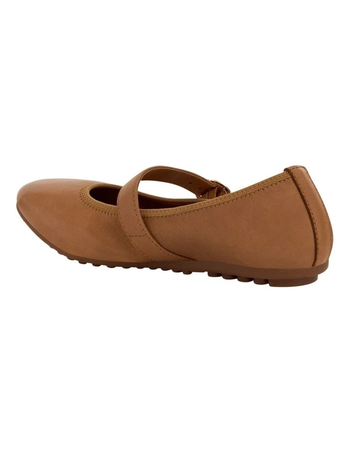 Paulina Ballet Flats in Tan Leather image 3