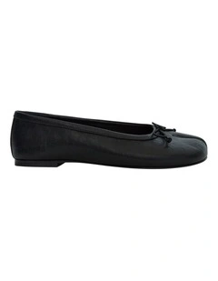 Edwina Ballet Flats in Black Leather