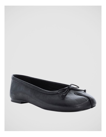 Black Glove colour