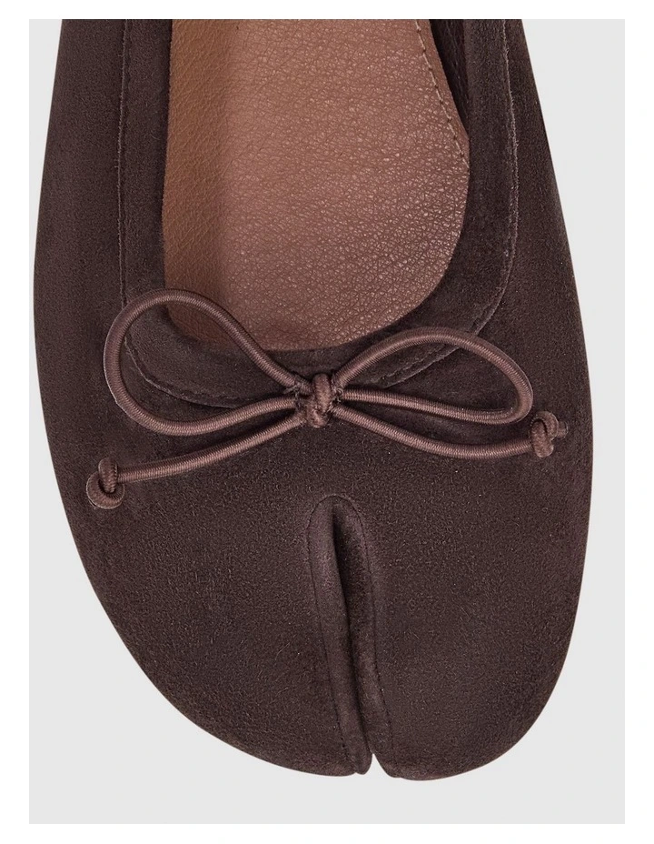 Edwina Split-toe Tabi Ballet in Chocolate Suede image 4