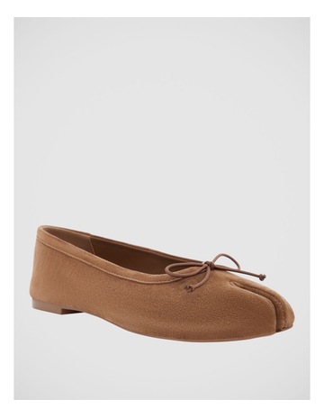 TAN SUEDE colour