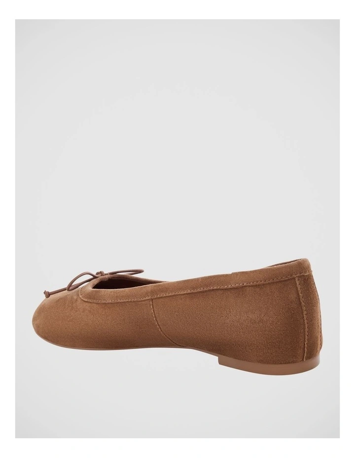 Edwina Split-toe Tabi Ballet in Tan Suede image 4
