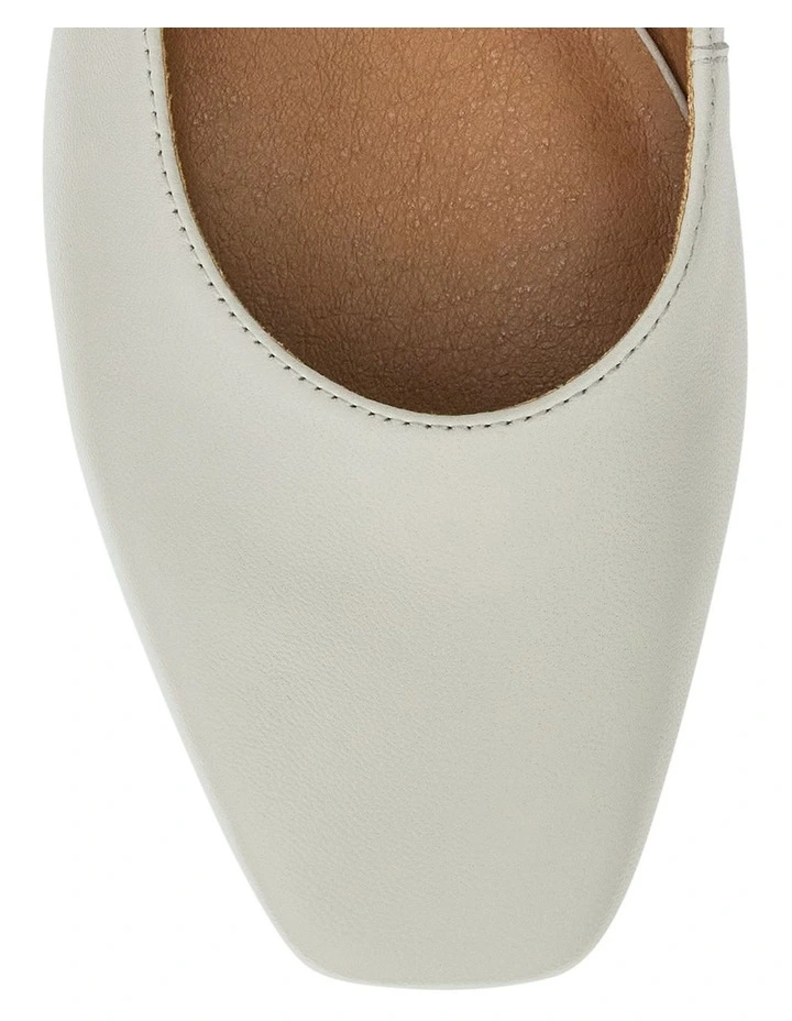 Everly Flat Shoes in Bone Leather image 4