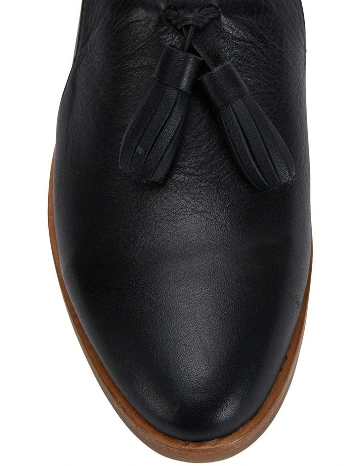 flexa slip on with bow