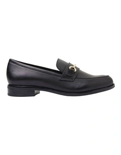 Paragon Leather Flat Shoes in Black